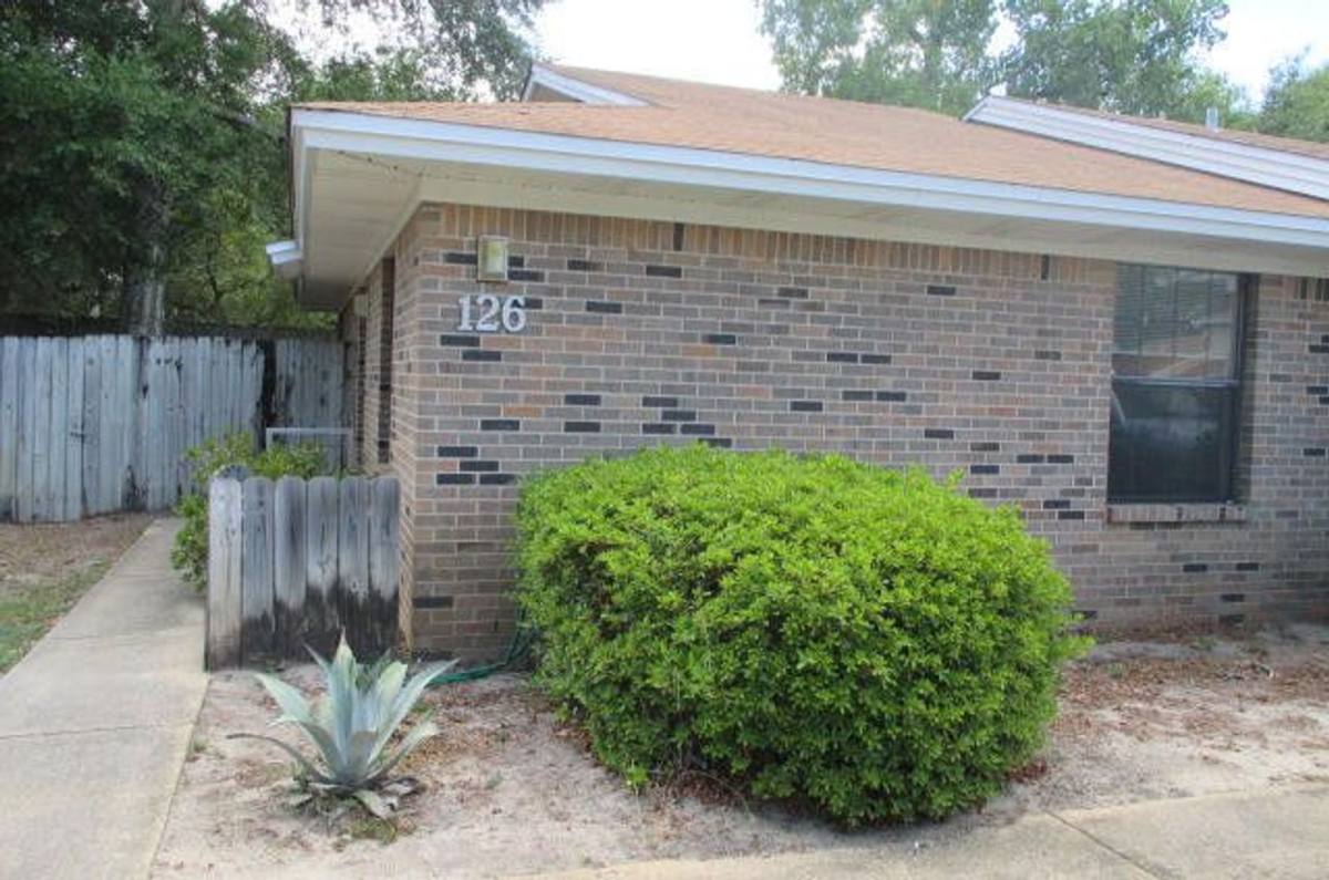 House for rent at 126 Classic Court, Fort Walton Beach, FL 32548