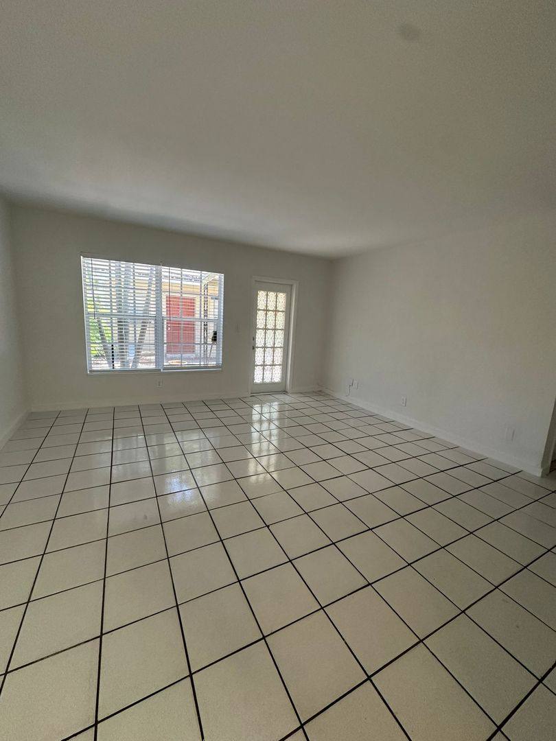 Apartment for rent at 709 SW 14 Ave, Fort Lauderdale, FL 33312