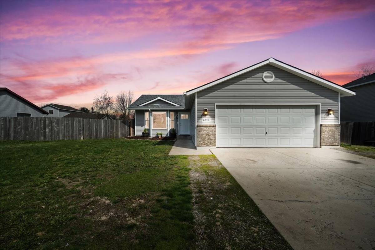 2251 W Tumbleweed Circle, Hayden, ID 83835