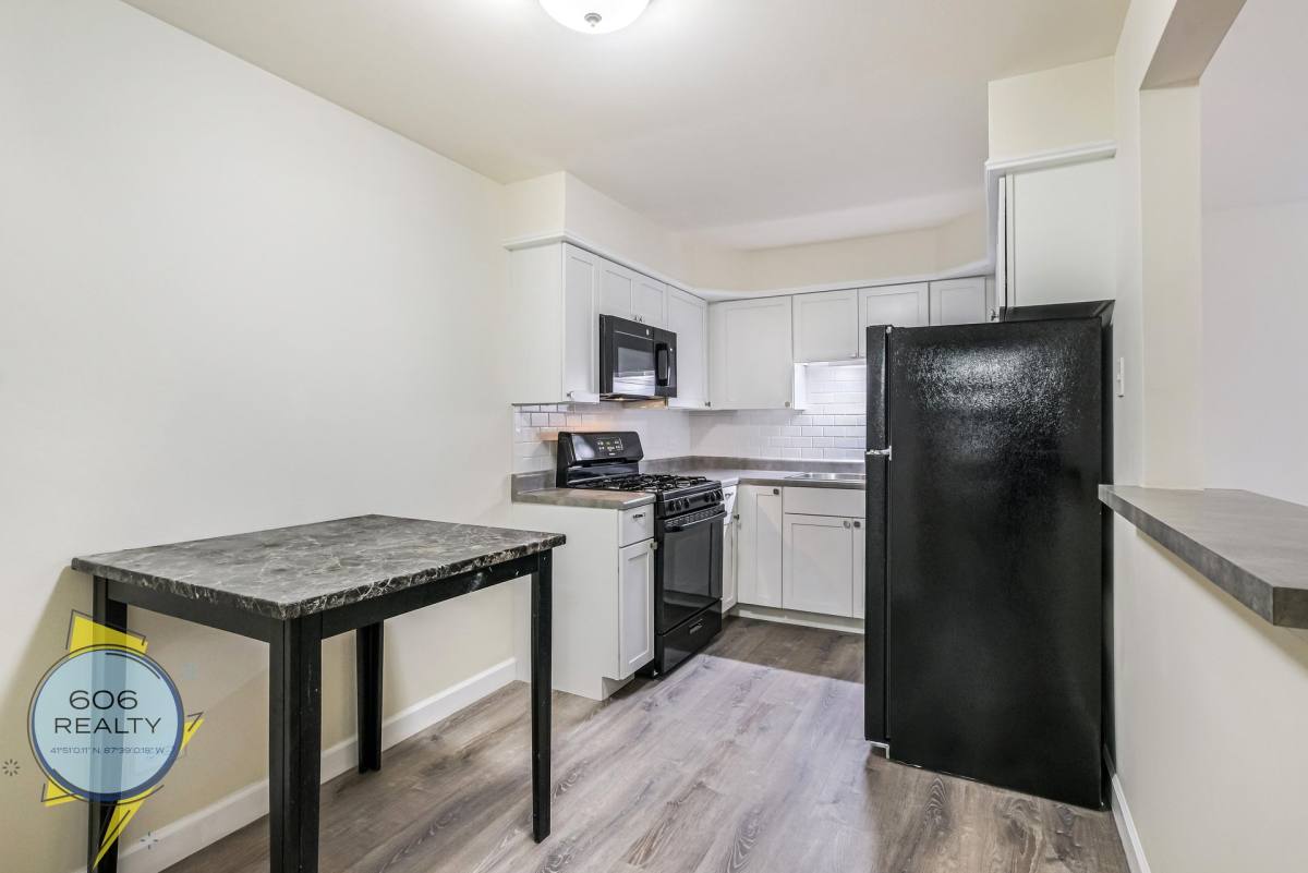 Apartment for rent at 1039 College Ave, Wheaton, IL 60187