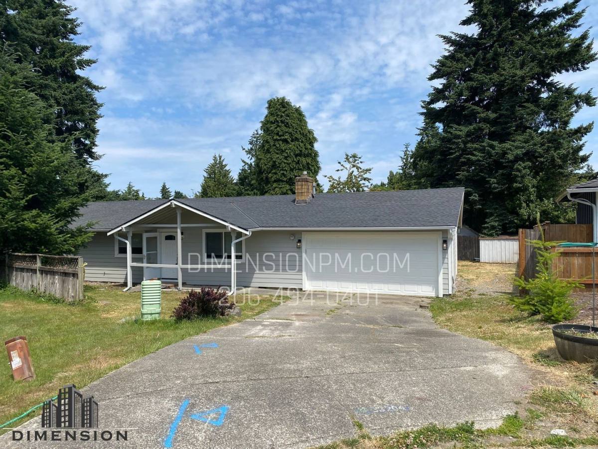 House for rent at 33204 26th Place SW, Federal Way, WA 98023