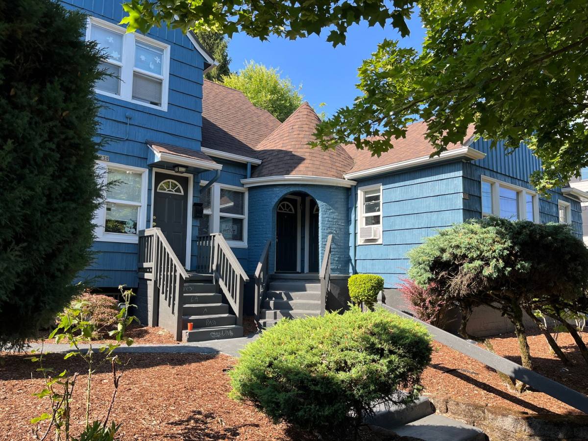 Apartment for rent at 1724 NE Killingsworth St, Portland, OR 97211