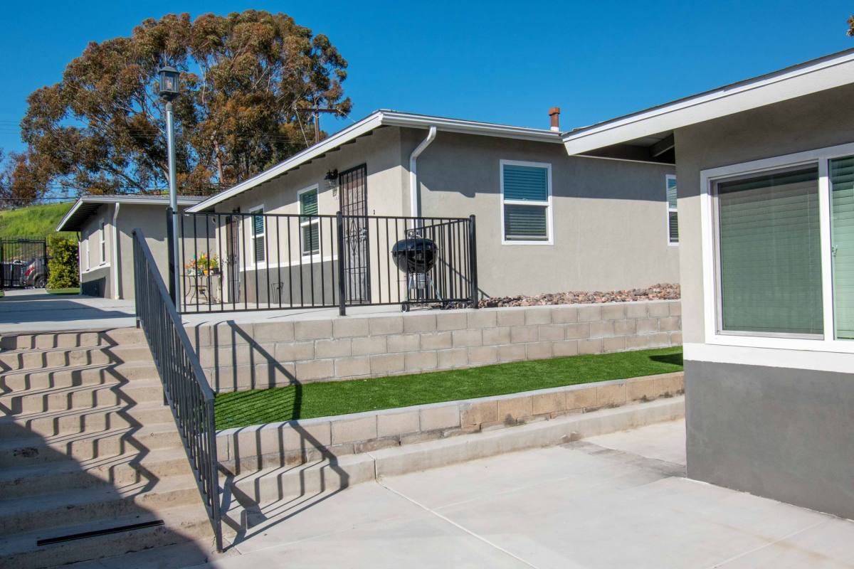 Apartment for rent at 4519-4533 1 2 Delta St, San Diego, CA 92113