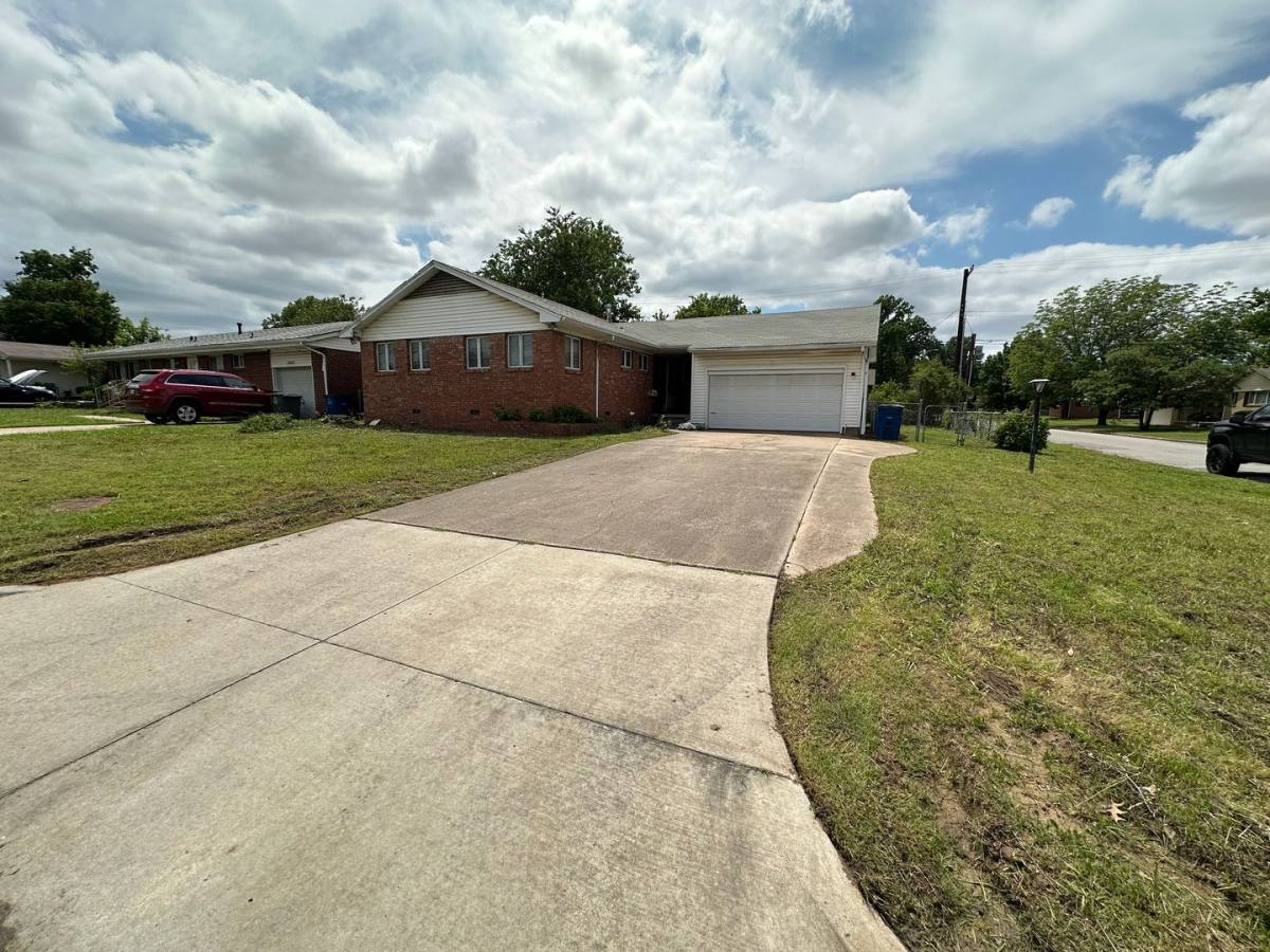 House for rent at 2428 S Sheridan, Tulsa, OK 74114