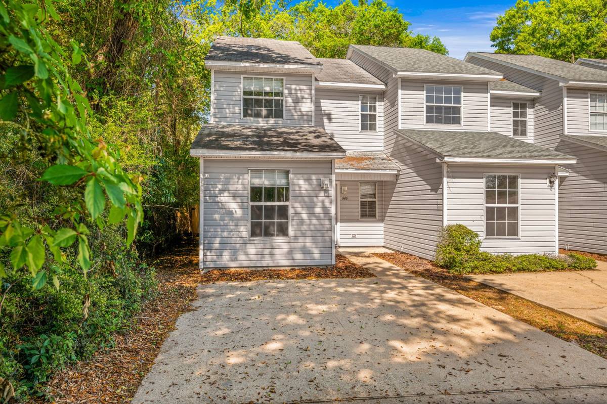 Townhouse for rent at 646 Virginia Oak Court, Fort Walton Beach, FL 32548