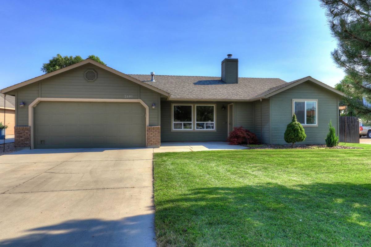 House for rent at 2101 Wildflower Dr, Nampa, ID 83686