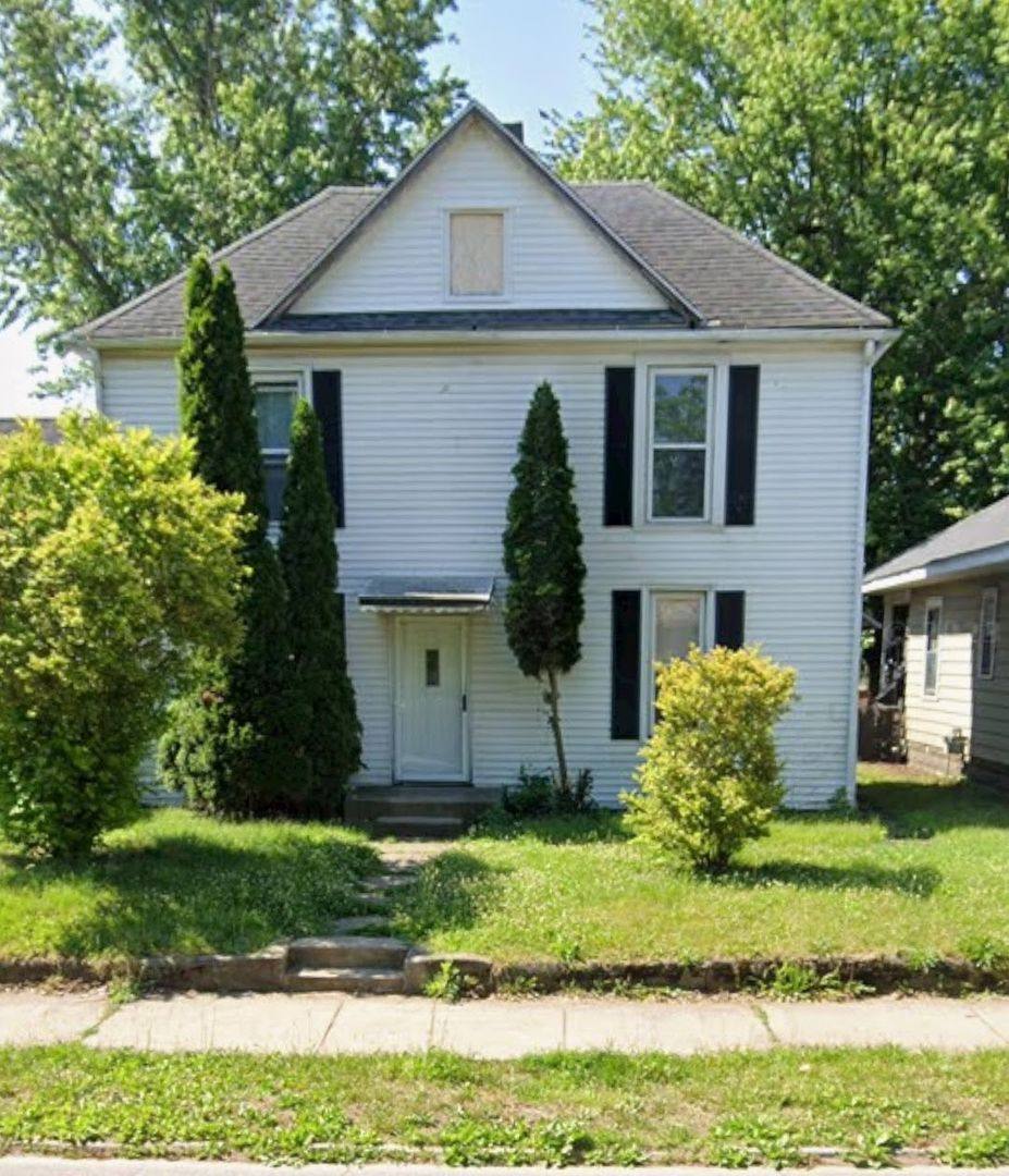House for rent at 1021 8th Ave, Terre Haute, IN 47804