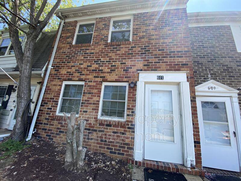 Townhouse for rent at 611 Anvil Rd, Fredericksburg, VA 22405