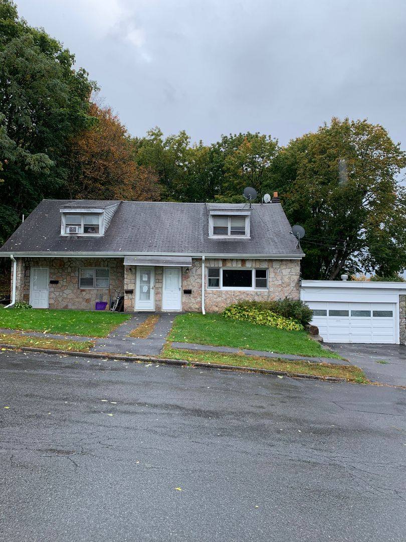 Apartment for rent at 175 Marys Ave, Kingston, NY 12401