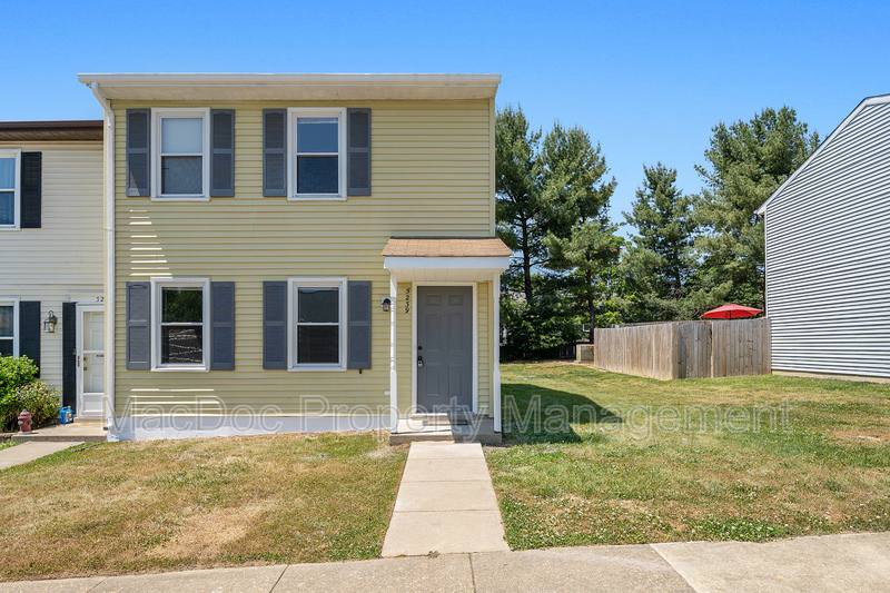 Townhouse for rent at 5239 Daffodil Dr, Fredericksburg, VA 22407