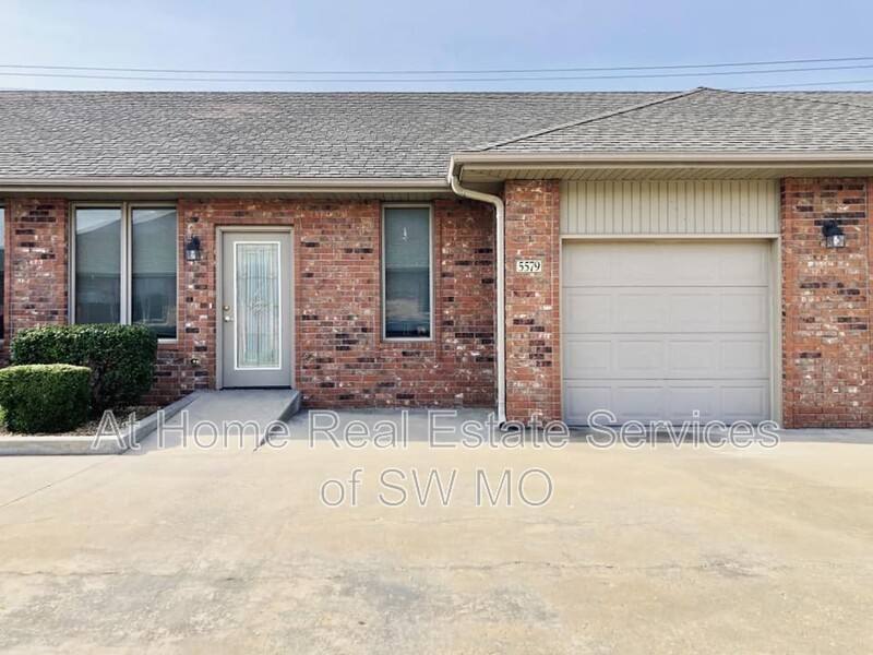 Apartment for rent at 5587 N 17th, Ozark, MO 65721