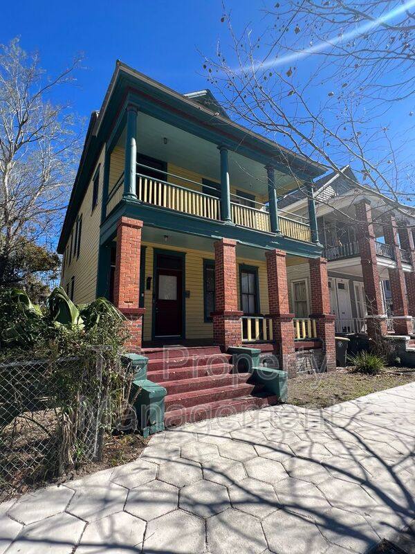 Apartment for rent at 1345 N Laura St, Jacksonville, FL 32206