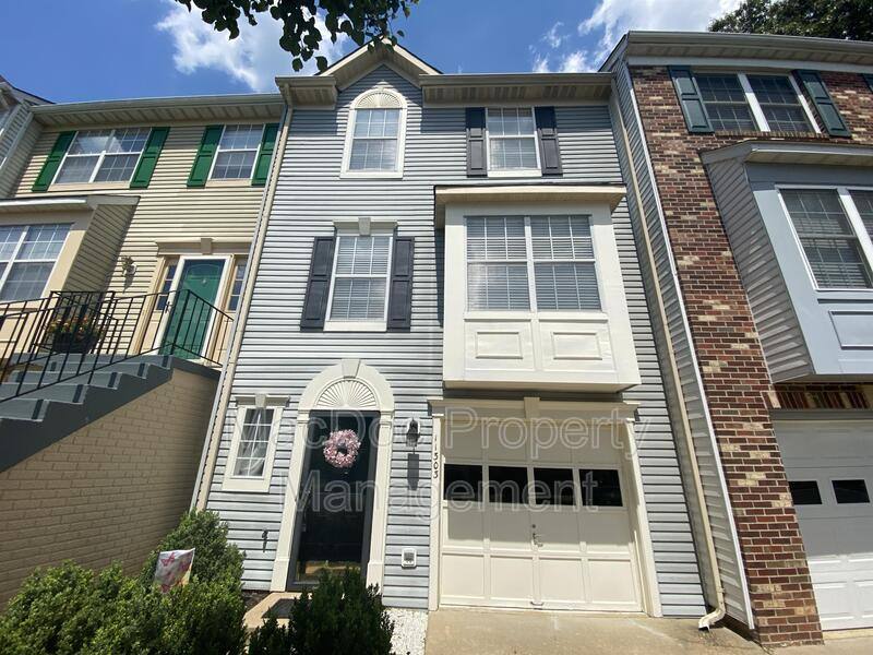 Townhouse for rent at 11303 Kings Crest Court, Fredericksburg, VA 22407