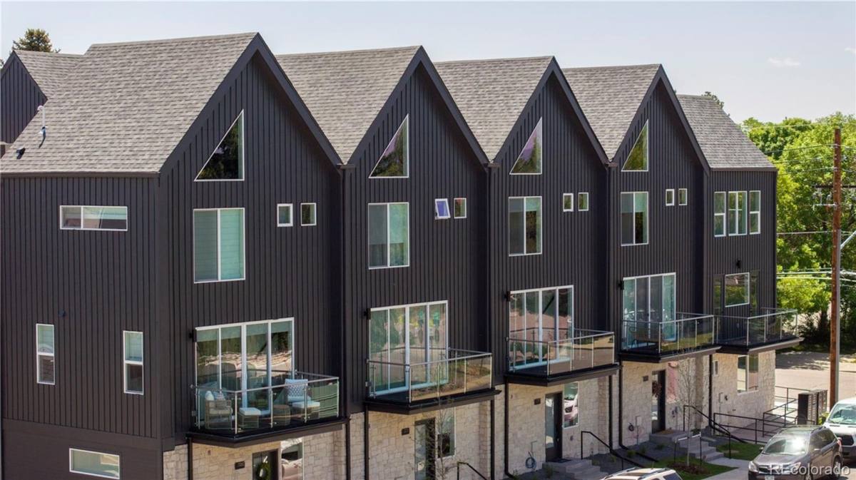 Townhouse for rent at 2282 S Dexter St #2, Denver, CO 80222