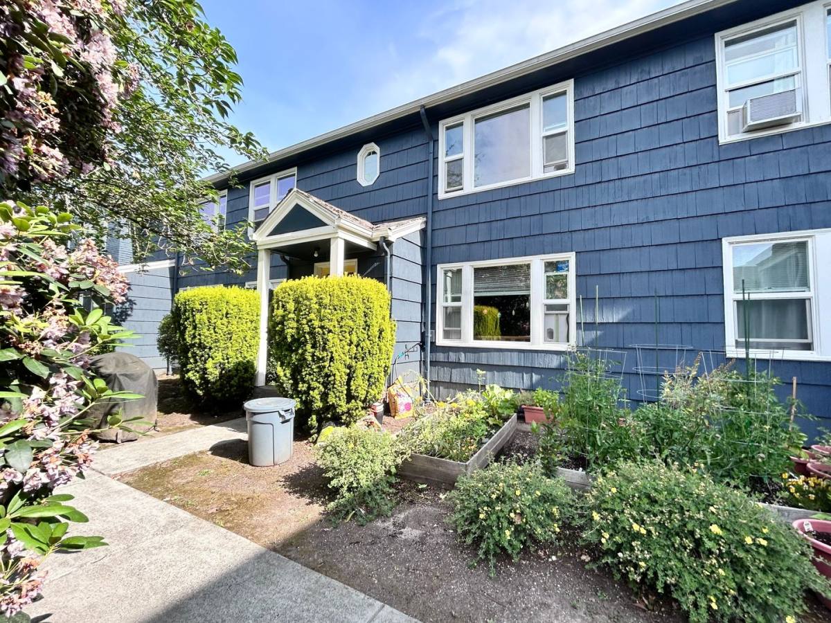 Apartment for rent at 5205-5231 E Burnside St, Portland, OR 97215