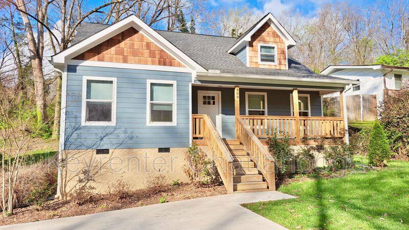 House for rent at 300 W Ridgewood Ave, Chattanooga, TN 37415
