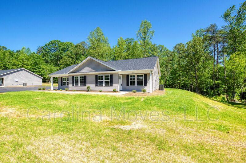 Apartment for rent at 3657 Farrs Bridge Rd #B, Easley, SC 29640