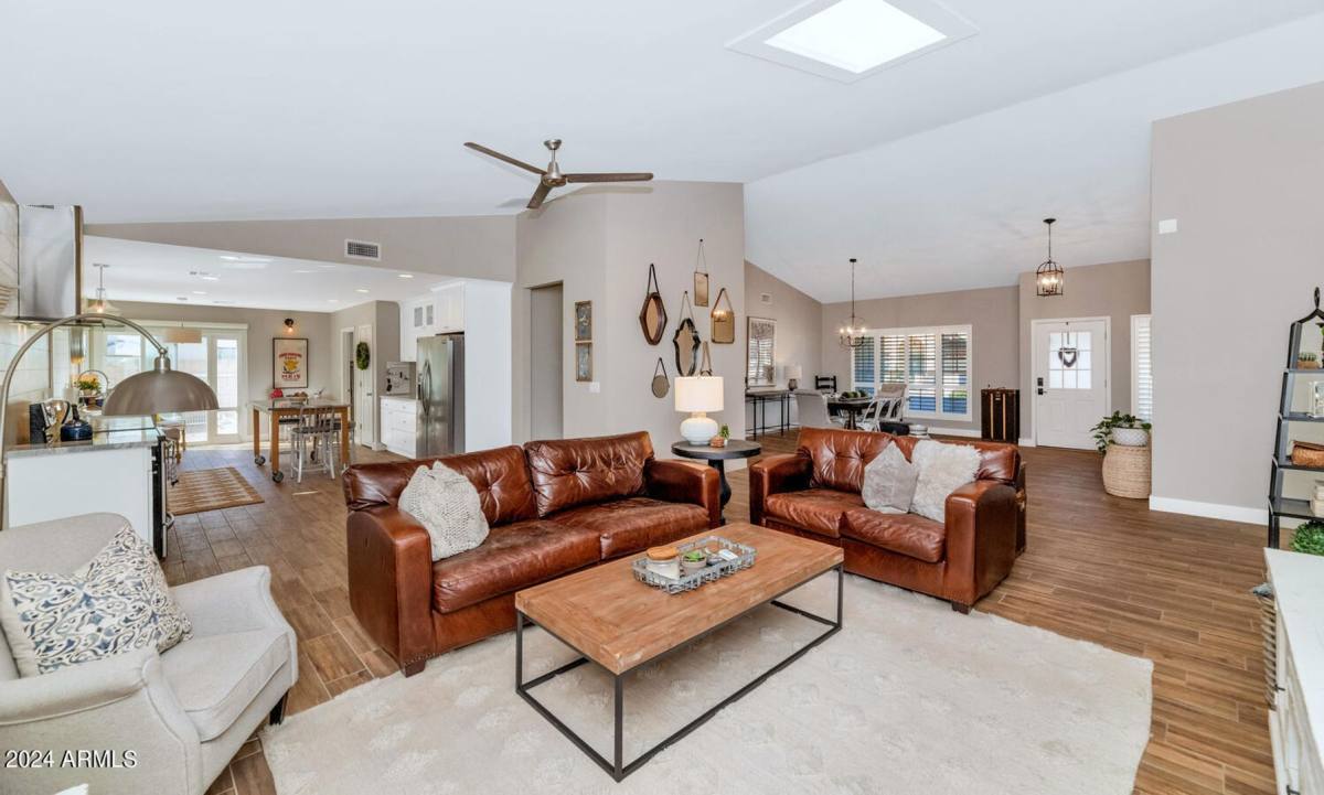 House for rent at 10231 N 77th St, Scottsdale, AZ 85258