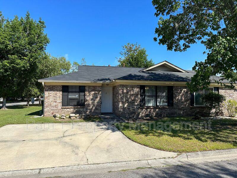 Townhouse for rent at 1 Flowering Peach Court, Savannah, GA 31419