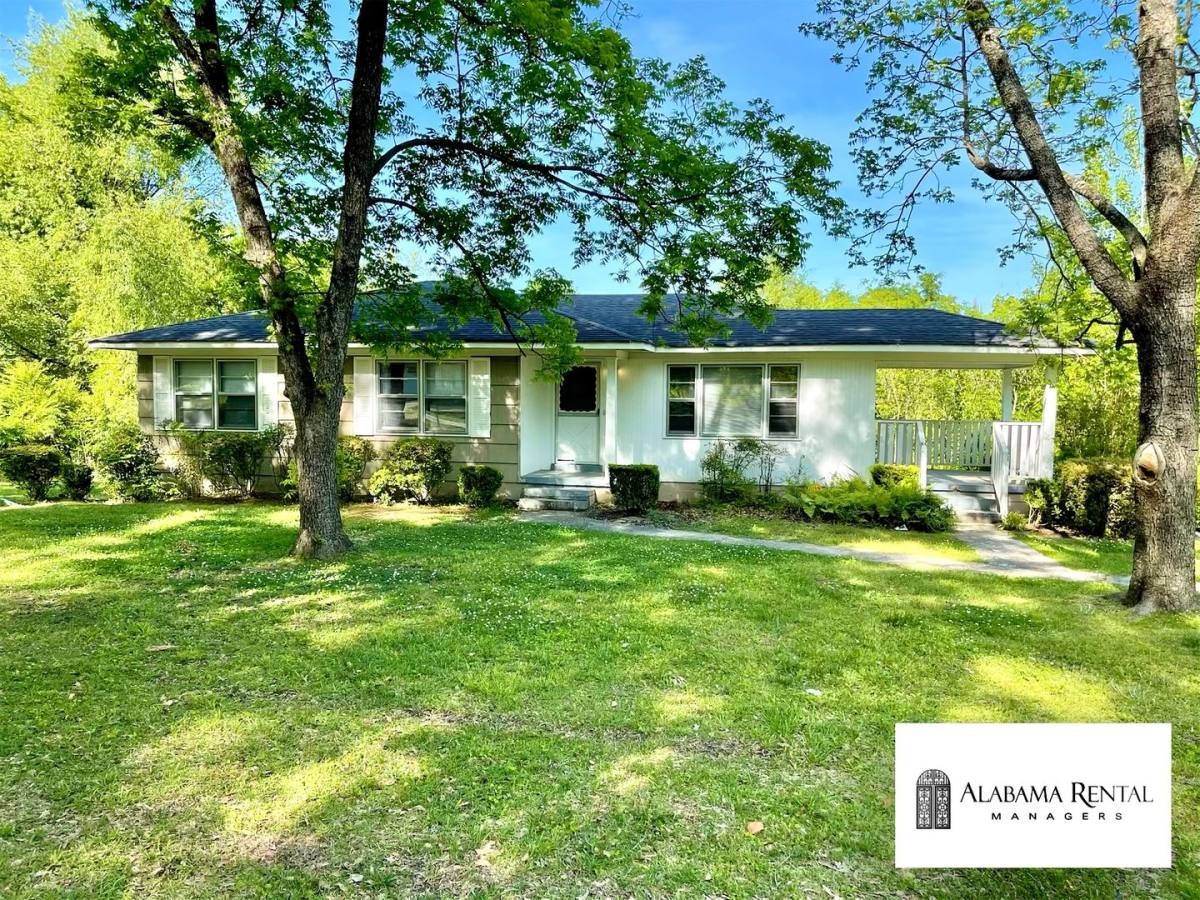 House for rent at 1401 Heflin Ave W, Birmingham, AL 35214