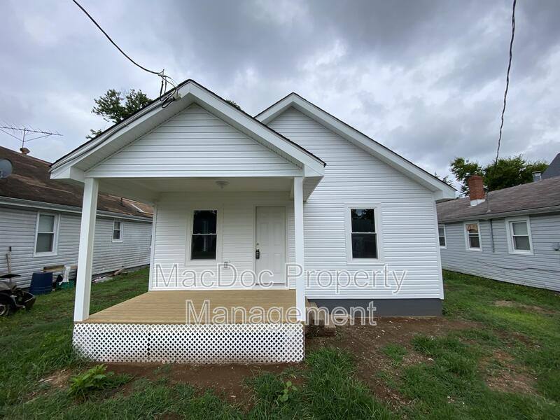House for rent at 160 Bend Farm Rd, Fredericksburg, VA 22408