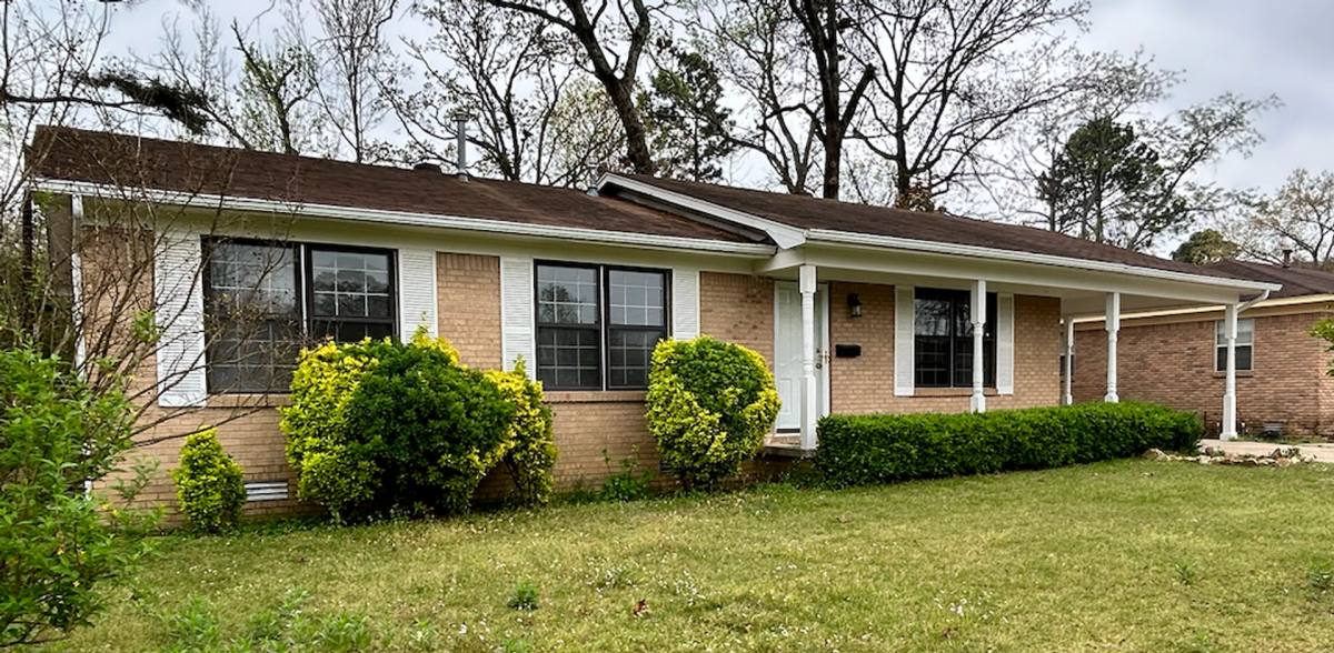 House for rent at 5 Windy Oaks Court, Little Rock, AR 72205