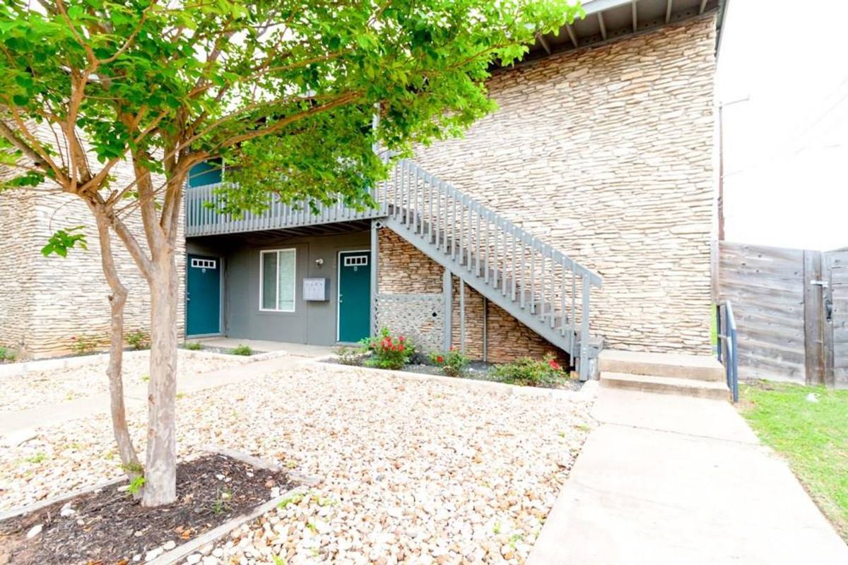 Apartment for rent at 2506 Manor Circle, Austin, TX 78723