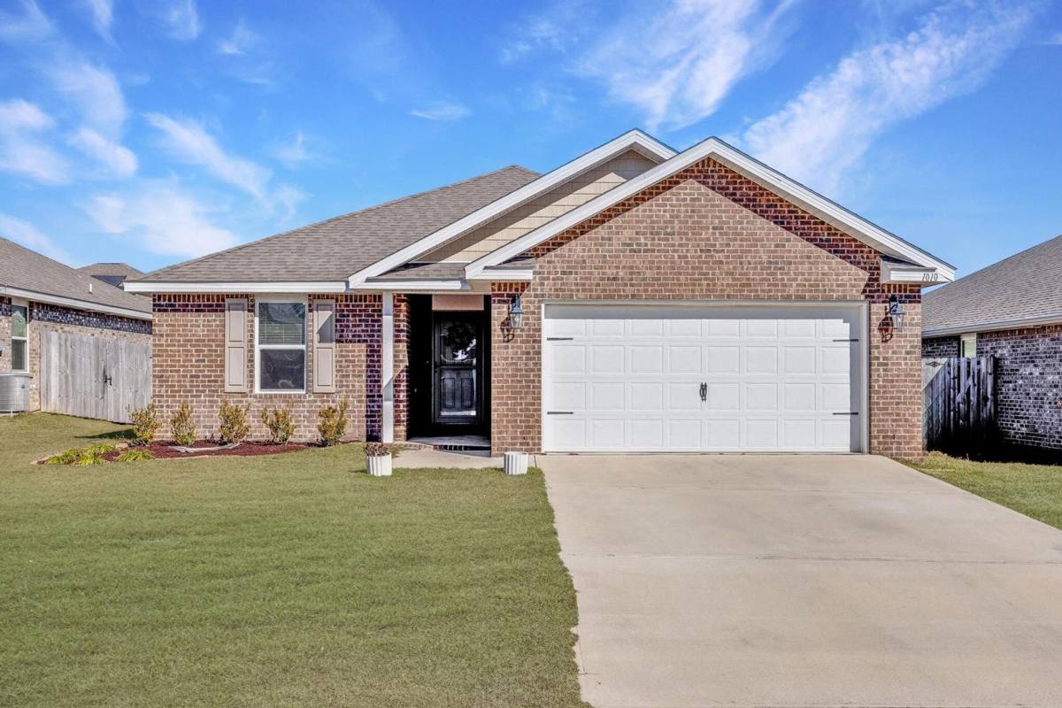 House for rent at 1010 Limpkin St, Crestview, FL 32539