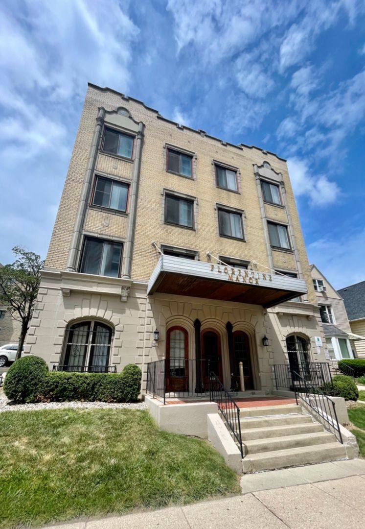 Apartment for rent at 2027 N Prospect, Milwaukee, WI 53202