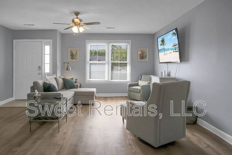 Townhouse for rent at 4322 Briarstone Court, North Charleston, SC 29418