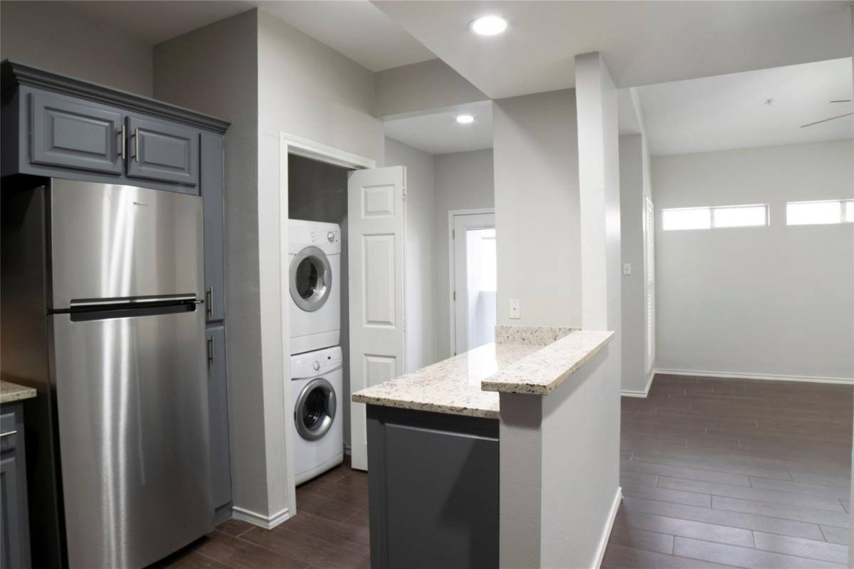 Condo for rent at 4104 N Hall St #331, Dallas, TX 75219