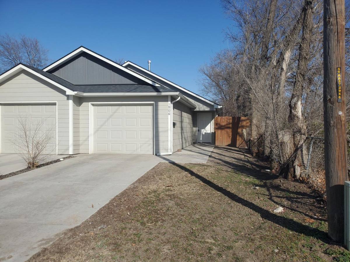 Apartment for rent at 1019 N Spruce, Wichita, KS 67214