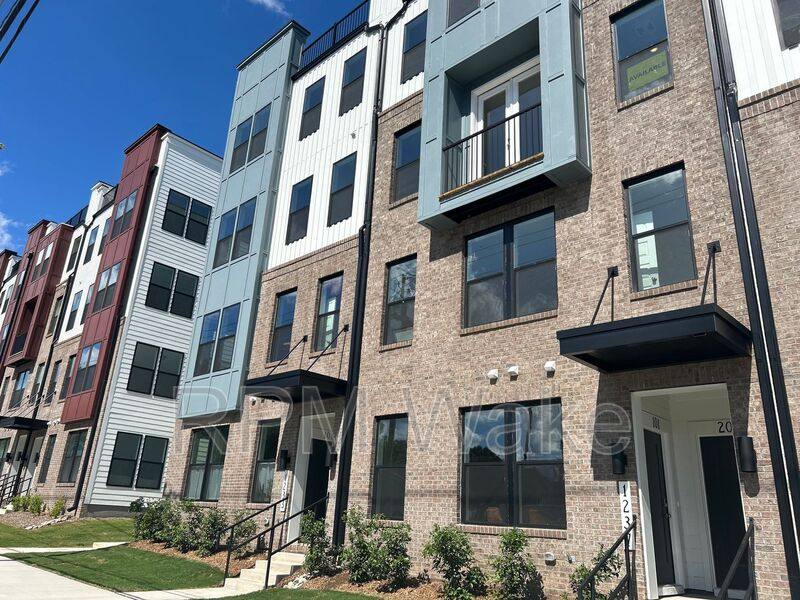 Townhouse for rent at 1233 S Blount St #201, Raleigh, NC 27601