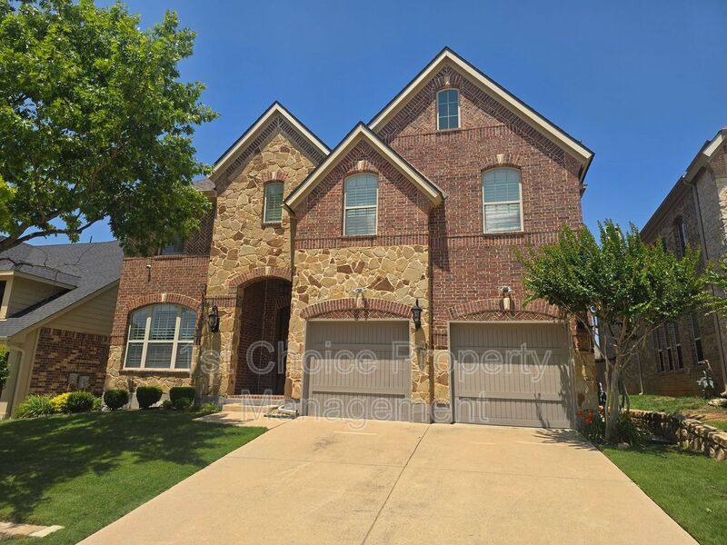 House for rent at 7345 Brightwater Rd, Fort Worth, TX 76132