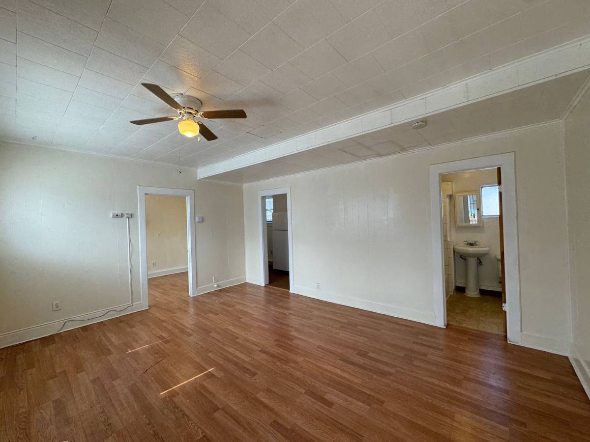 Apartment for rent at 319 San Emidio St, Taft, CA 93268