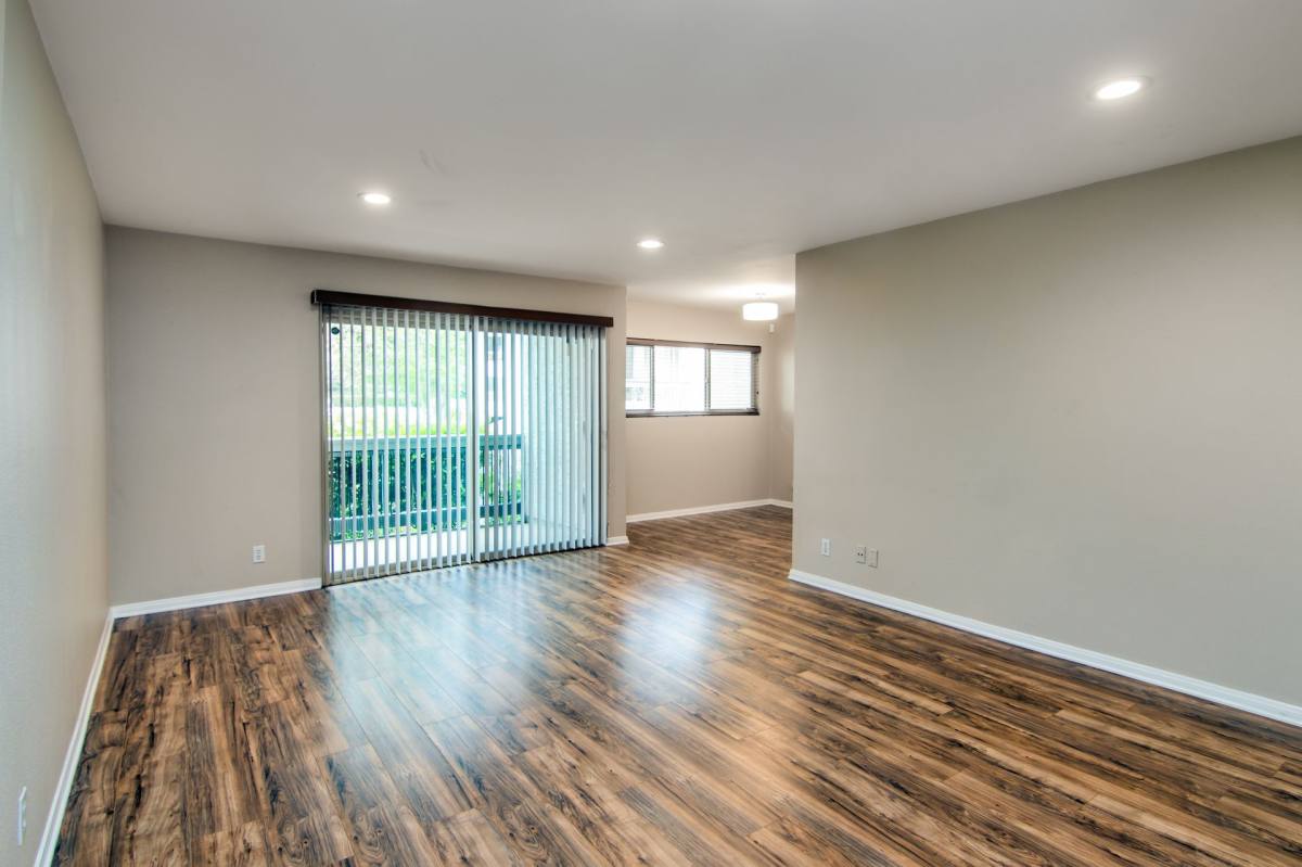 Apartment for rent at 23679 Park Capri, Calabasas, CA 91302