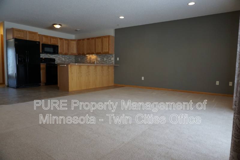 Townhouse for rent at 6376 Upper 13th St N, Saint Paul, MN 55128