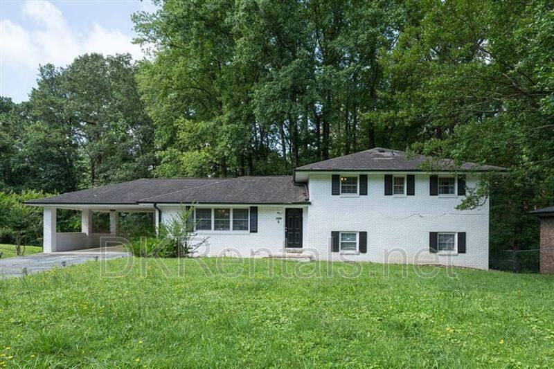 House for rent at 1025 Hilburn Dr SE, Atlanta, GA 30316