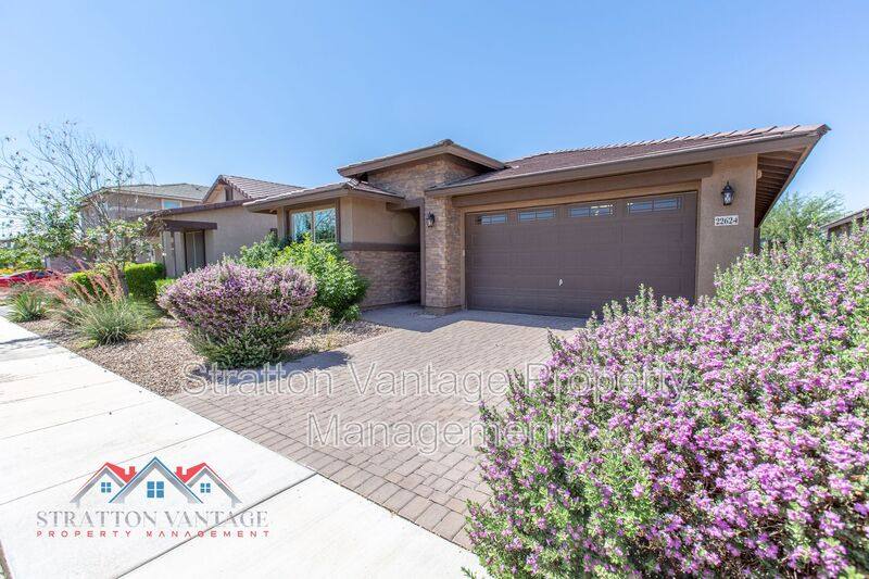 House for rent at 22624 E Spyglass Blvd, Queen Creek, AZ 85142