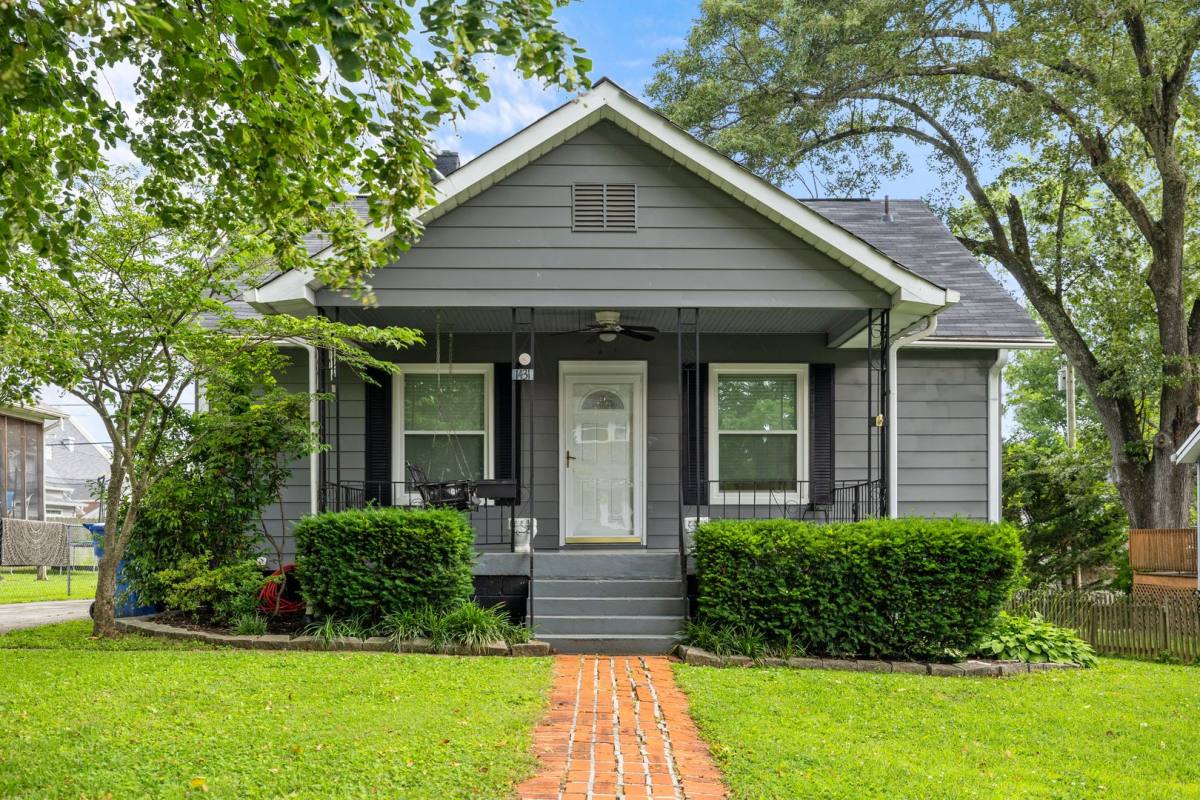 House for rent at 1431 Perkins St, Alcoa, TN 37701