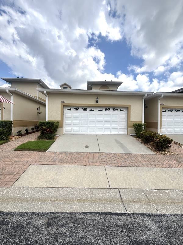 Townhouse for rent at 13220 Fountainbleau Dr, Clermont, FL 34711
