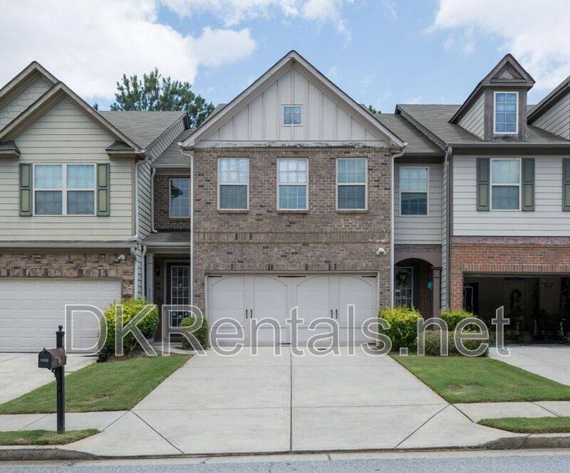 Townhouse for rent at 1555 Creek Bend Lane, Lawrenceville, GA 30043