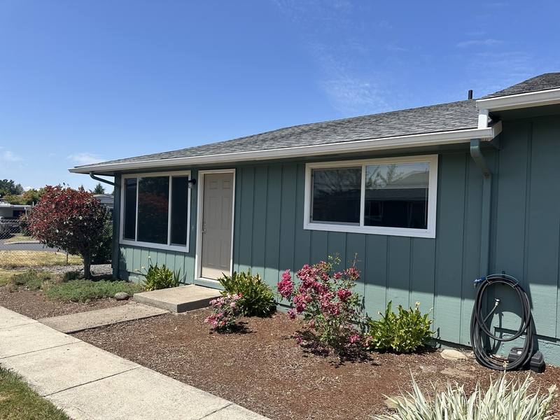 Apartment for rent at 750 N Main St #6, Mount Angel, OR 97362