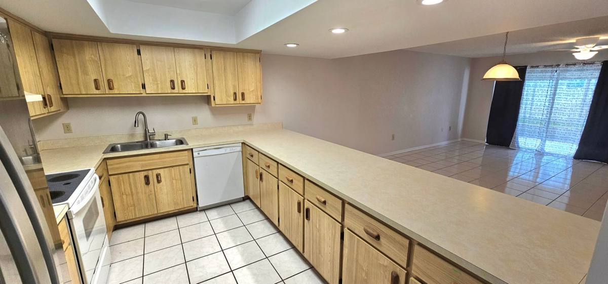 Townhouse for rent at 810 Poinsetta Dr, Satellite Beach, FL 32937