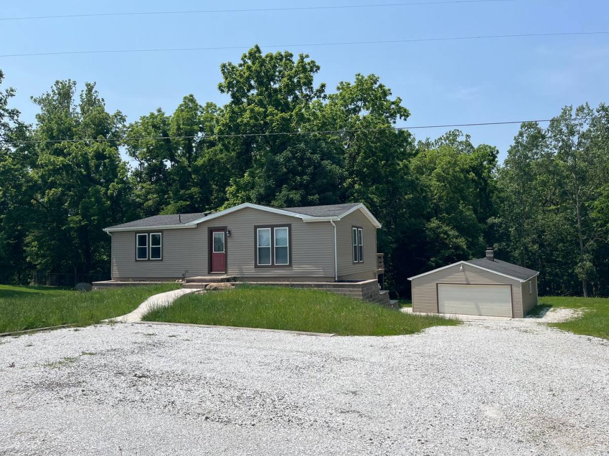House for rent at 7866 US-Highway 52 S, Lafayette, IN 47905