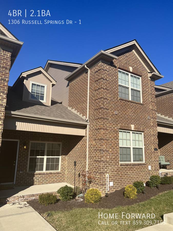 Townhouse for rent at 1306 Russell Springs Dr #1, Lexington, KY 40511