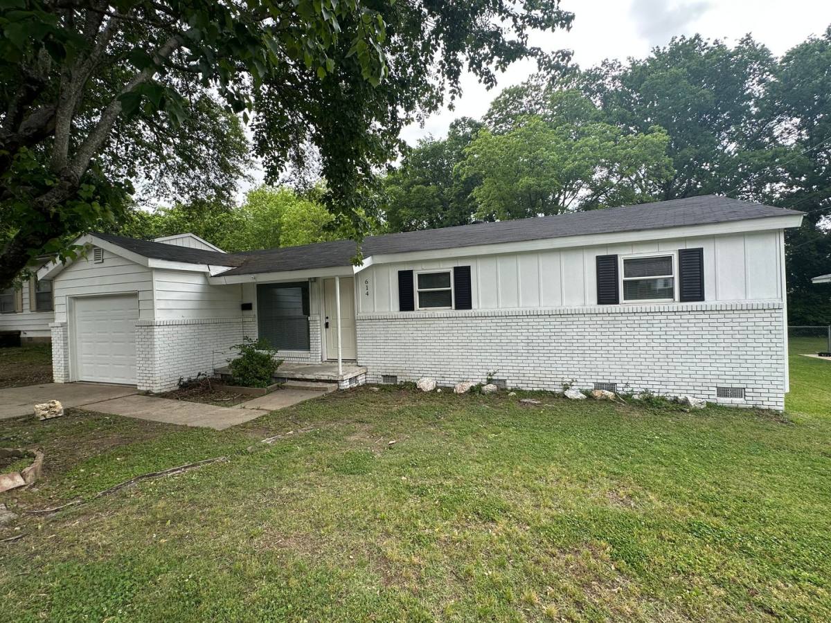 House for rent at 614 Westbrook, Benton, AR 72015