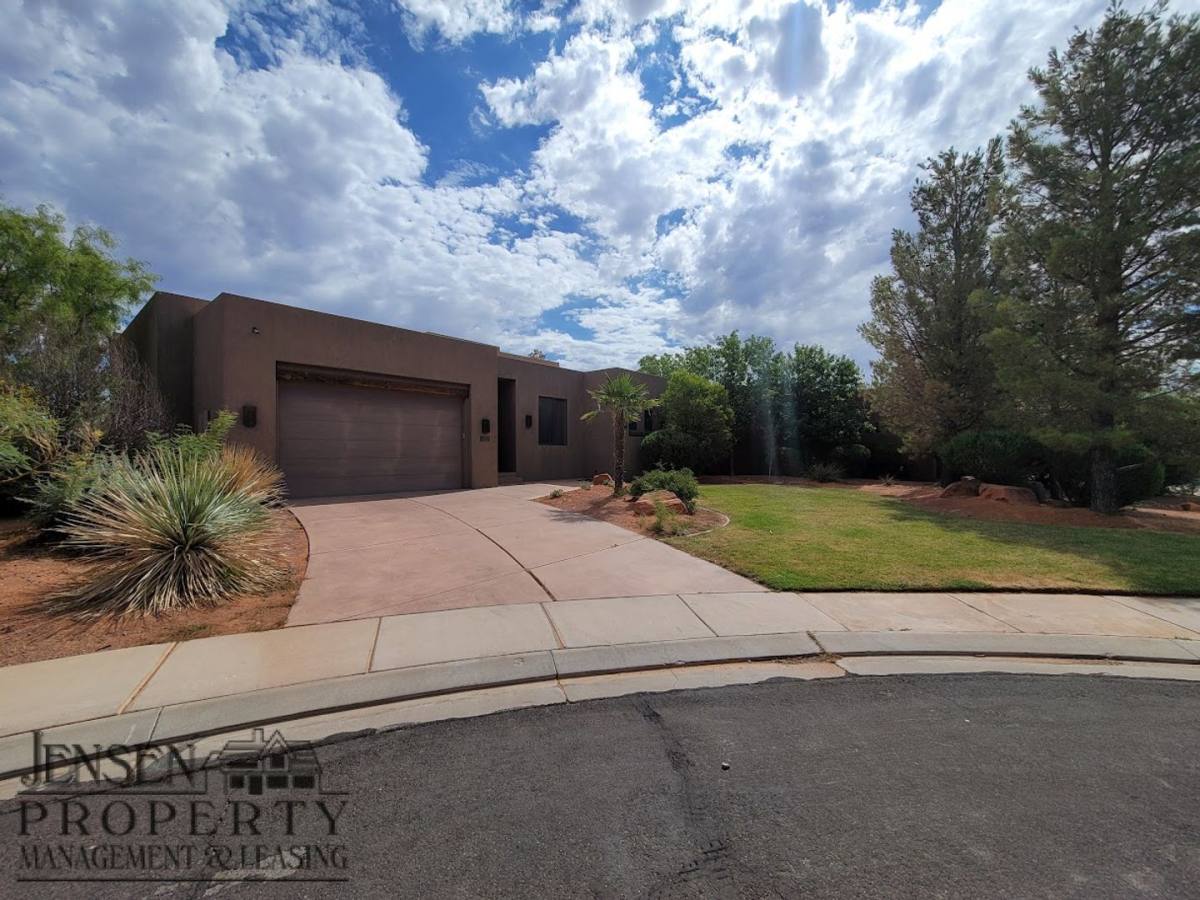 House for rent at 4962 Boulder View Dr, Hurricane, UT 84737