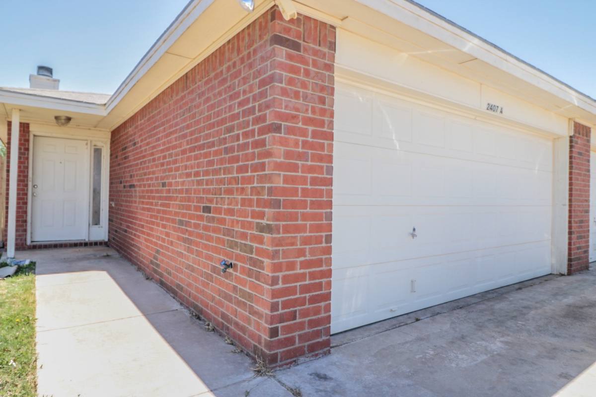 Apartment for rent at 2407 87th, Lubbock, TX 79423