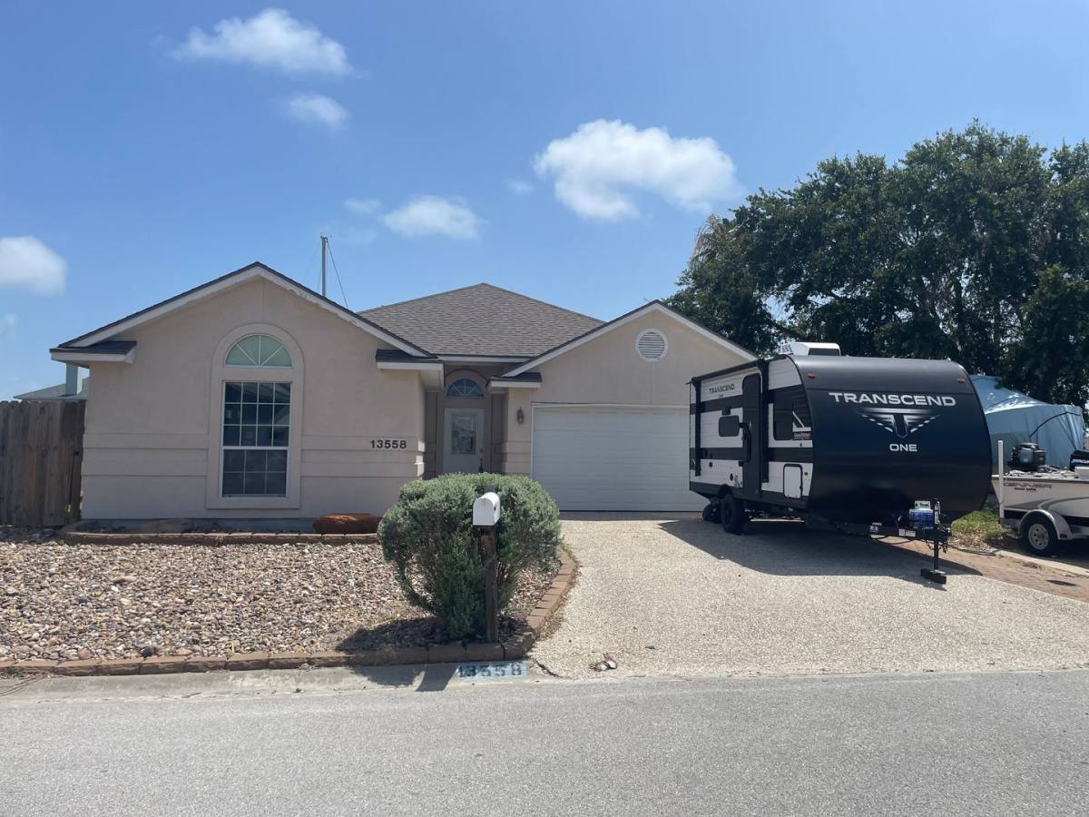 13558 Ducat, Corpus Christi, TX 78418